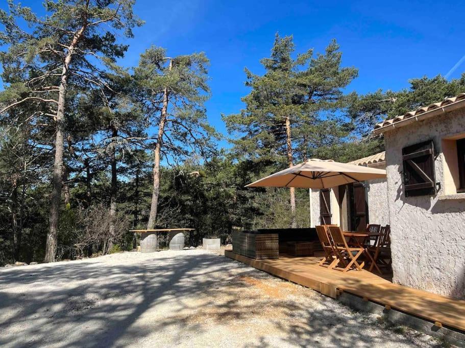 Les Rocailles Villa Valderoure Exterior photo