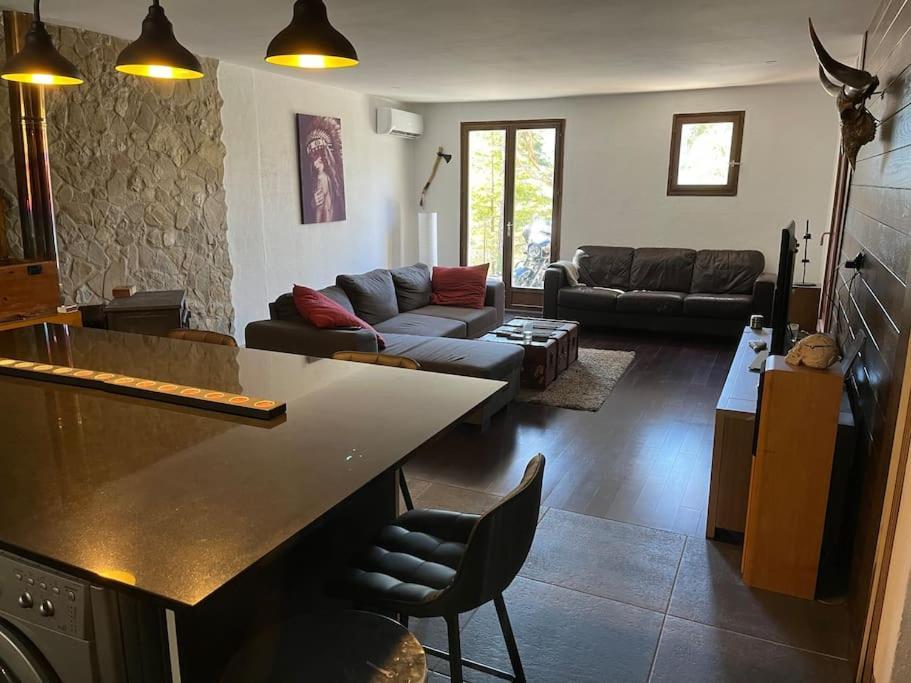 Les Rocailles Villa Valderoure Exterior photo